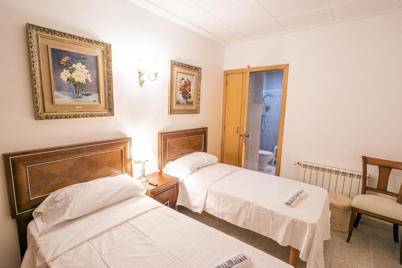 L'Hostalet Guesthouse Пинеда-де-Мар Экстерьер фото