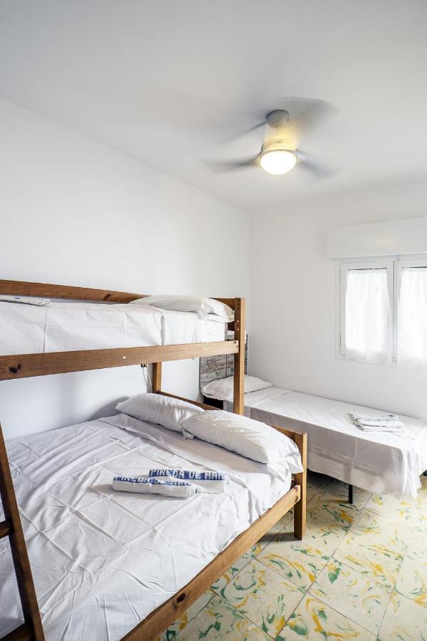 L'Hostalet Guesthouse Пинеда-де-Мар Экстерьер фото